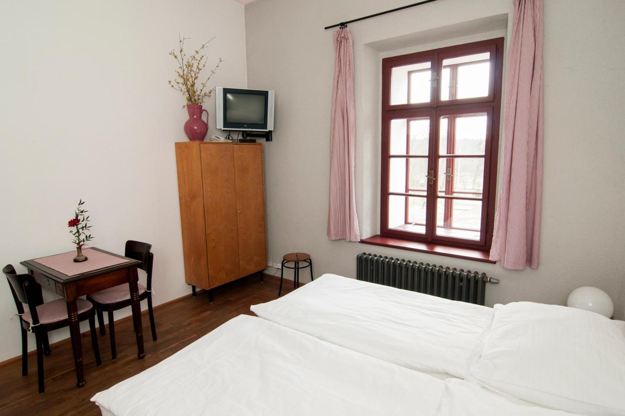 Holidaypark Mlazovy Kolinec Rom bilde